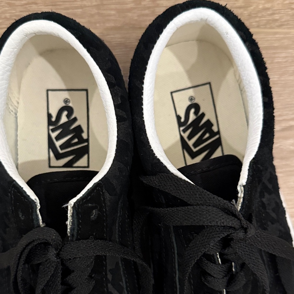 Vans Suede Houndstooth Old Skool Sneakers - Picture 2 of 8